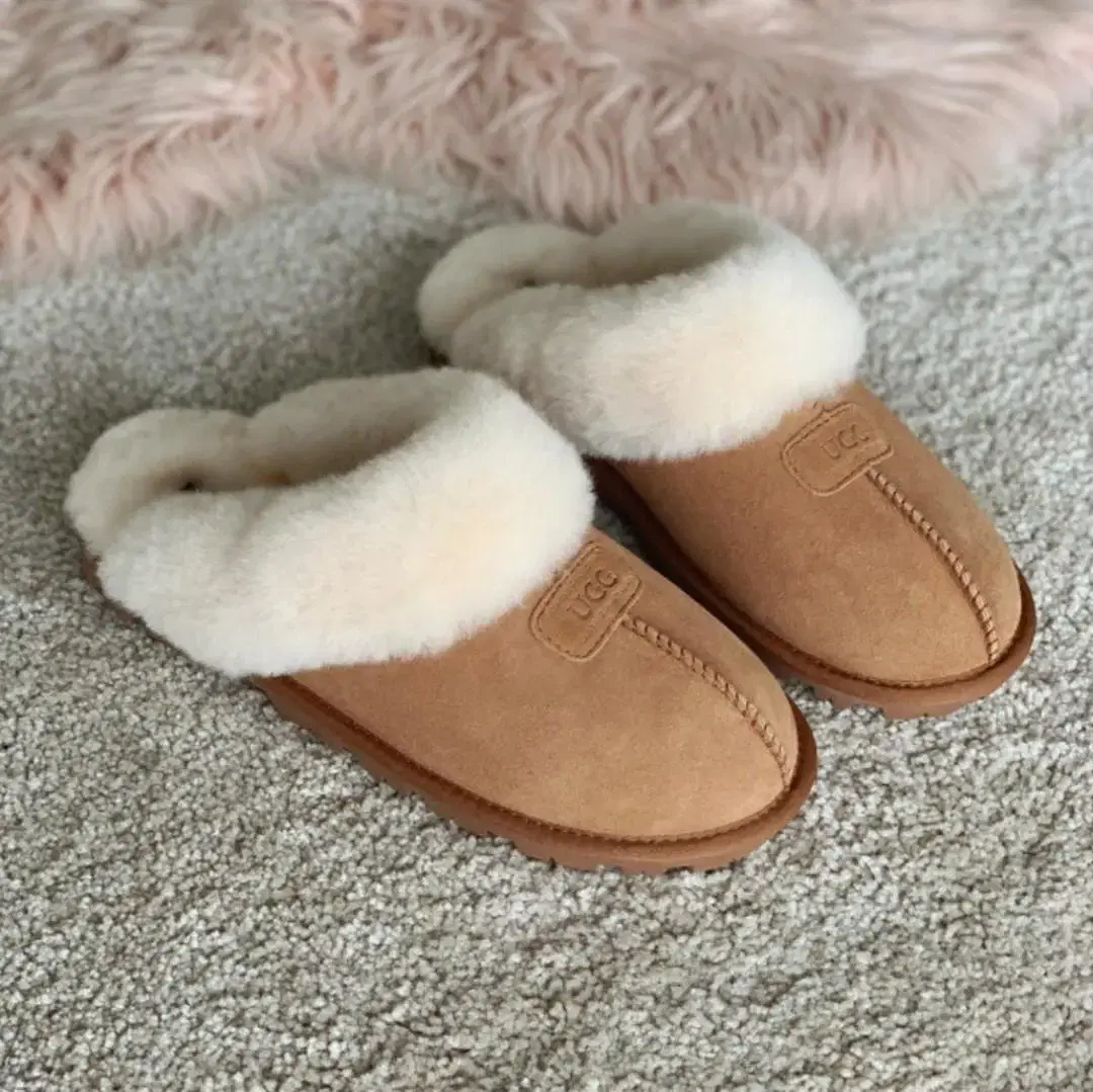 UGG 어그 슬리퍼